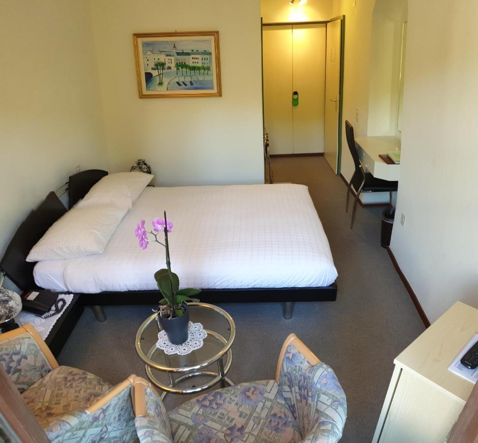 Hotel & Spa Cacciatori カデマリオ 部屋 写真